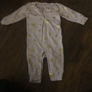 Light purple romper with gold stars size 12mo